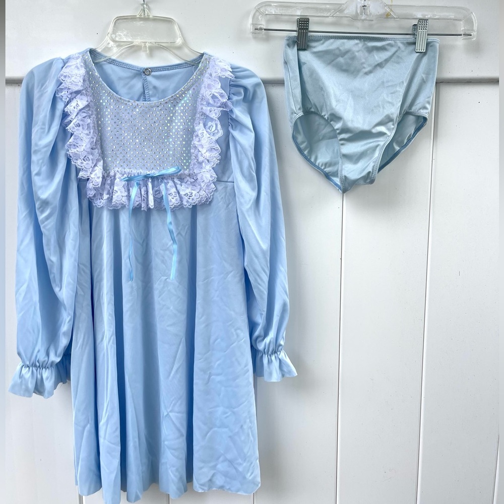 Artstone Dance Costume child medium MC light blue nightgown
